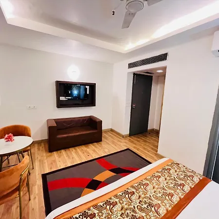 Hotel At Residency Kaushambi Couple Friendly Ghaziabad Exterior photo